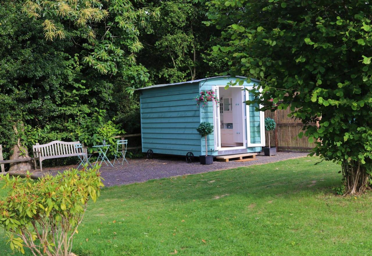 Hopgarden Glamping Luxury Shepherds Huts Wadhurst Esterno foto