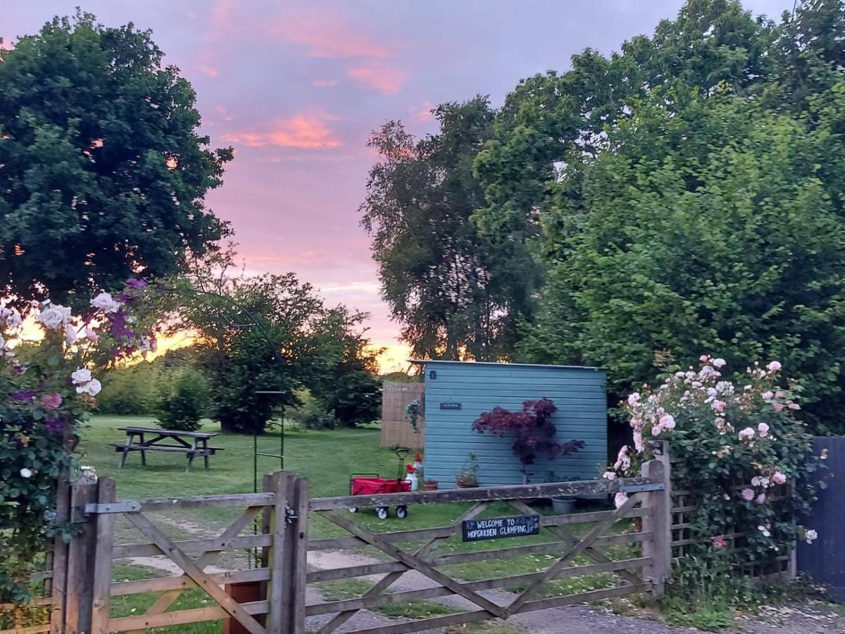 Hopgarden Glamping Luxury Shepherds Huts Wadhurst Esterno foto