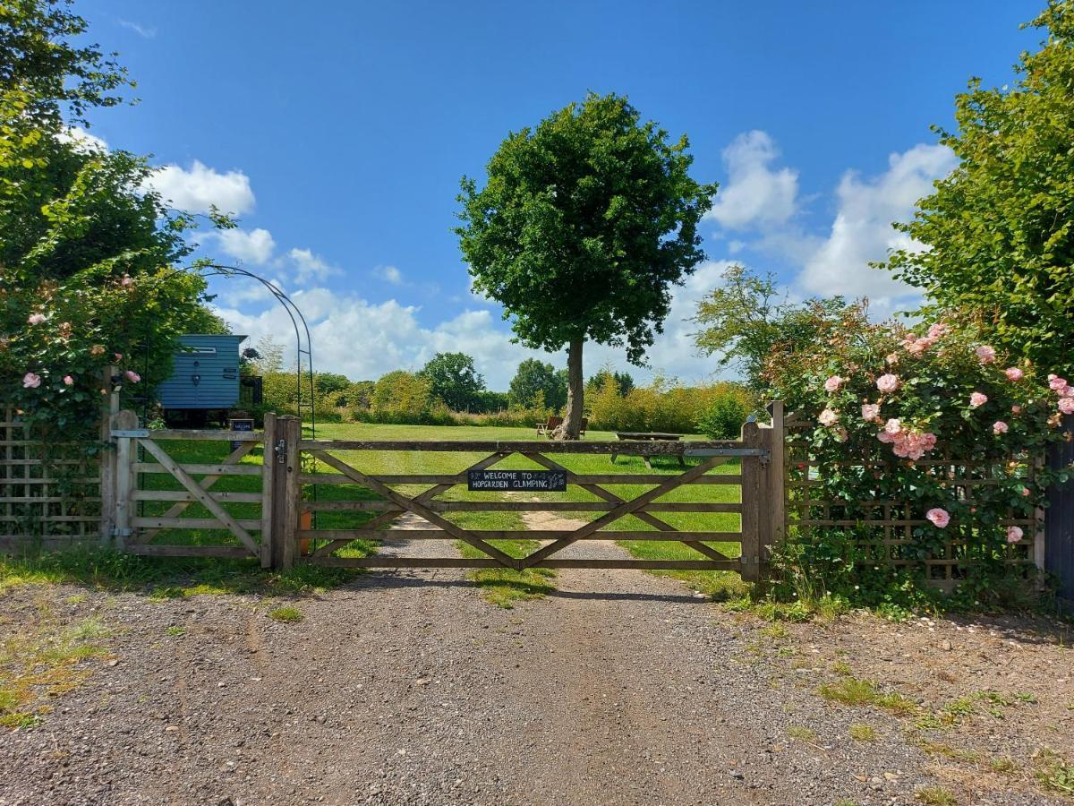 Hopgarden Glamping Luxury Shepherds Huts Wadhurst Esterno foto